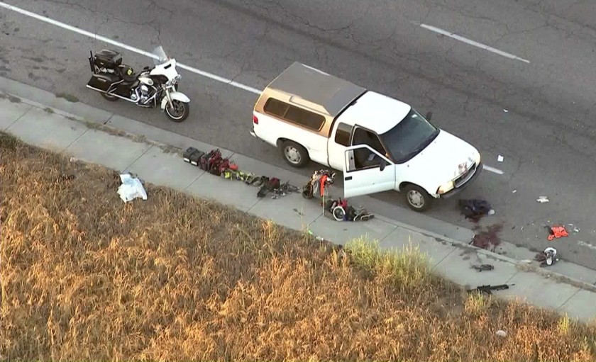 河濱縣215公路12日發生激烈警匪槍戰。 KTLA
