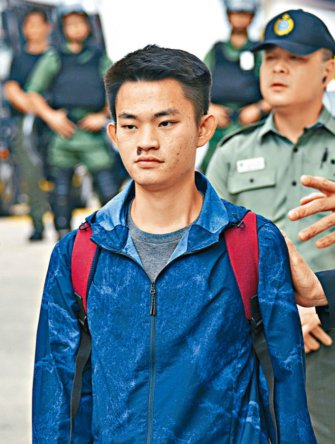 保安局發聲明指,解決事情的第一步是台方批准陳同佳入境。