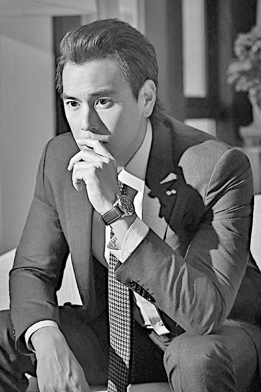 有網友爆料彭于晏(圖)、唐禹哲將要宣布「出櫃」,兩人先後發聲明闢謠。